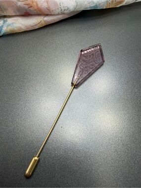 Vintage Stick Pin Art Glass  Faceted Glass #13SP